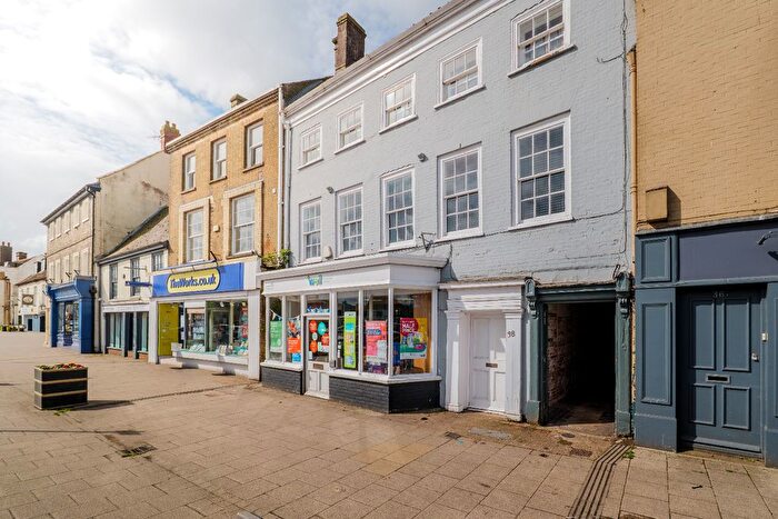 1 Bedroom Flat For Sale In Market Place, Swaffham, PE37