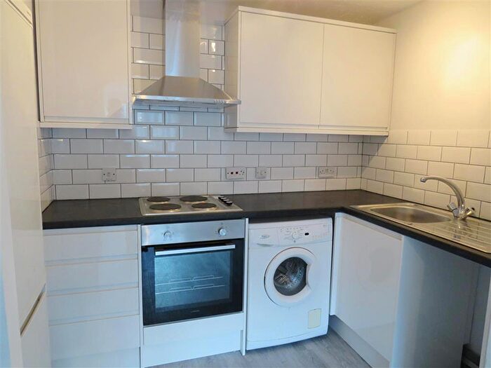 1 Bedroom Apartment To Rent In Alexandra Road, Hemel Hempstead, HP2