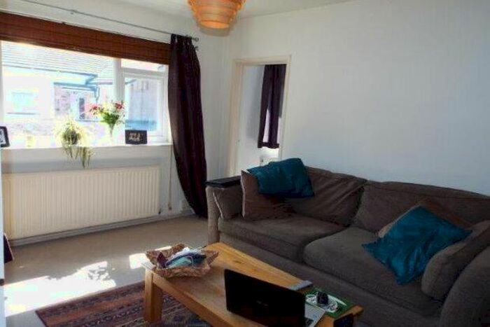 1 Bedroom Flat To Rent In Norwood Road, Manchester, M32