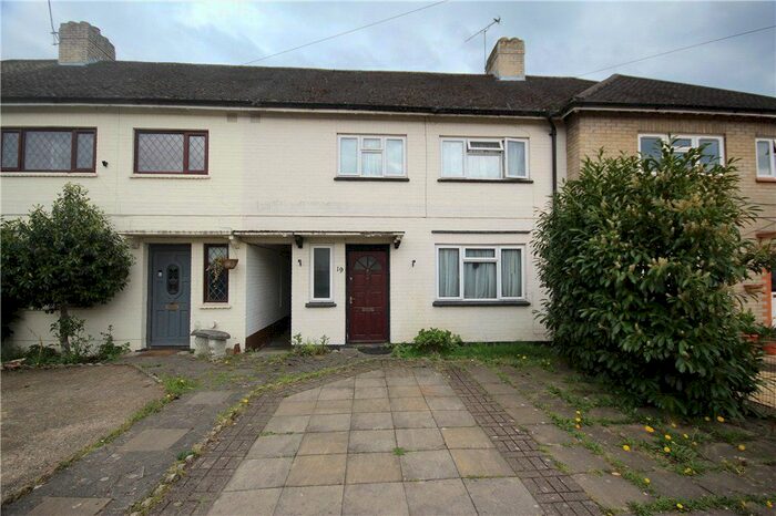 5 Bedroom Terraced House To Rent In Larchwood Drive, Englefield Green, Egham, Surrey, TW20