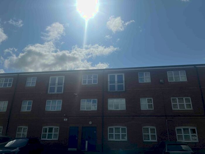 2 Bedroom Flat To Rent In Vernons Mews, Stockingford, CV10