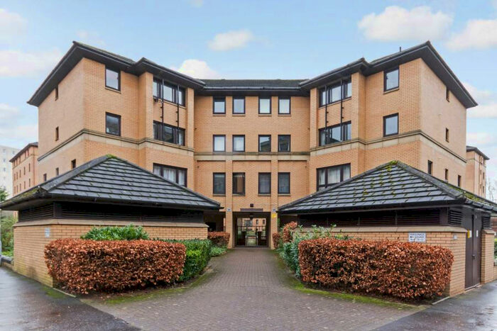 1 Bedroom Flat To Rent In Parsonage Square, Merchant City, G4