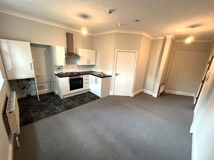 Studio To Rent In Princes Avenue, Hull, HU5