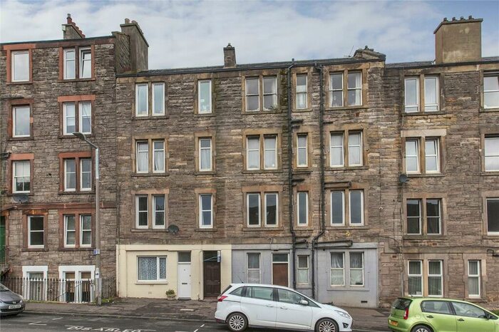 1 Bedroom Terraced House To Rent In Kings Road, Portobello, Edinburgh, EH15