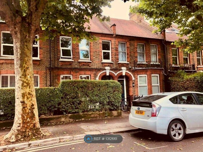 1 Bedroom Flat To Rent In Hawarden Road, London E17