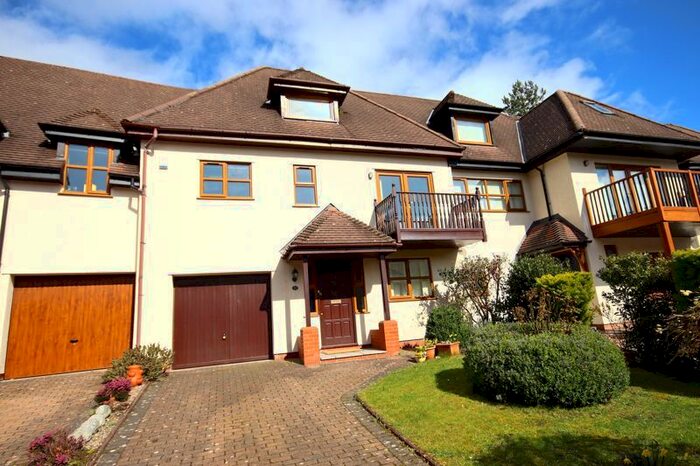 3 Bedroom Terraced House For Sale In Cei'r Porthmon, Tal-Y-Cafn, Colwyn Bay, LL28