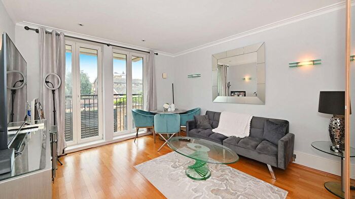 1 Bedroom Flat For Sale In Coleridge Gardens, London, SW10