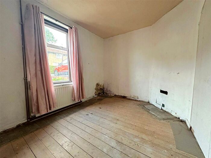 3 Bedroom Terraced House For Sale In Ravenscar Road, Bromley, BR1