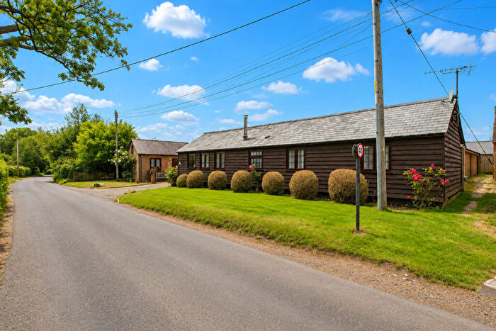 6 Bedroom Barn Conversion For Sale In Water Lane Bovingdon, Hemel Hempstead, HP3