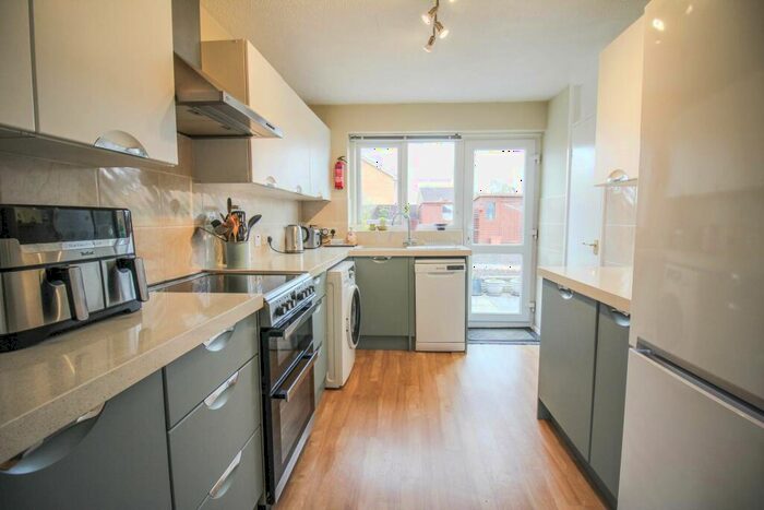 3 Bedroom Bungalow For Sale In Cornwallis Avenue - North Worle, BS22