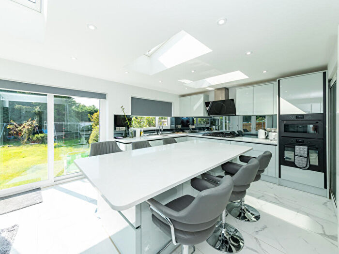 5 Bedroom Semi-Detached House To Rent In Southcote Farm Lane, Reading, RG30