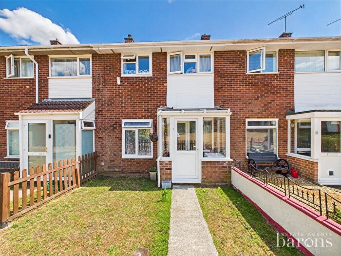 3 Bedroom Terraced House For Sale In Fabian Close, Basingstoke, Hampshire, RG21