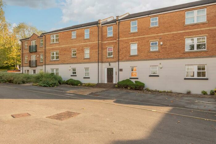 2 Bedroom Flat To Rent In Charnley Drive, Chapel Allerton, Leeds, LS7