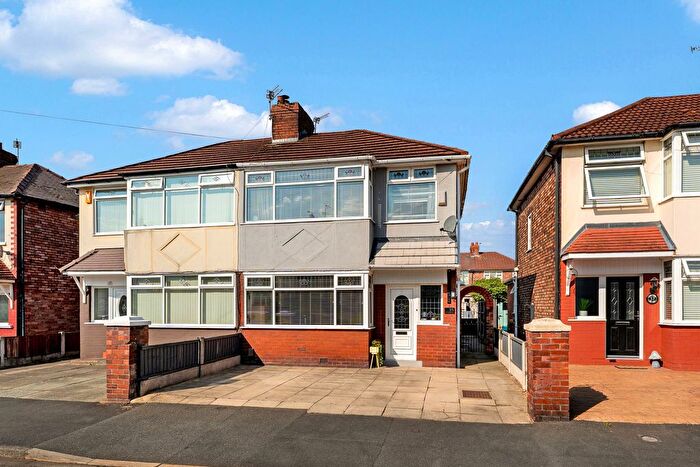3 Bedroom Semi Detached House For Sale In St. Annes Road, Widnes, WA8