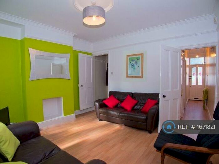 4 Bedroom Terraced House To Rent In Norman Street, Leicester, LE3