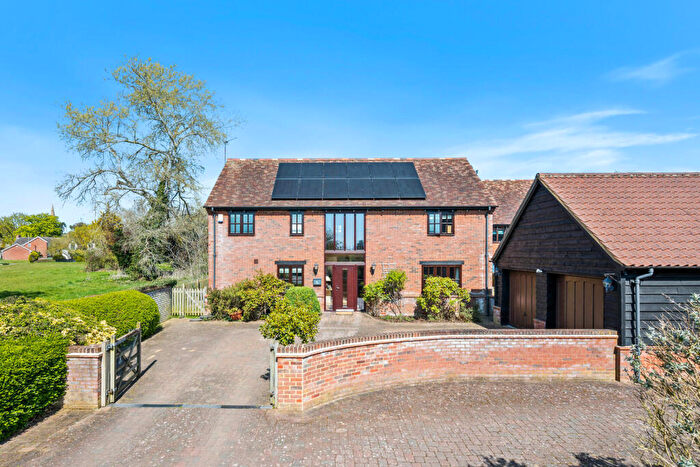 4 Bedroom Detached House For Sale In Linden Grove, Keyston, Huntingdon, PE28