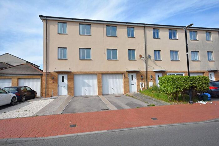 4 Bedroom End Of Terrace House To Rent In Heol Y Porthladd, Barry, CF63