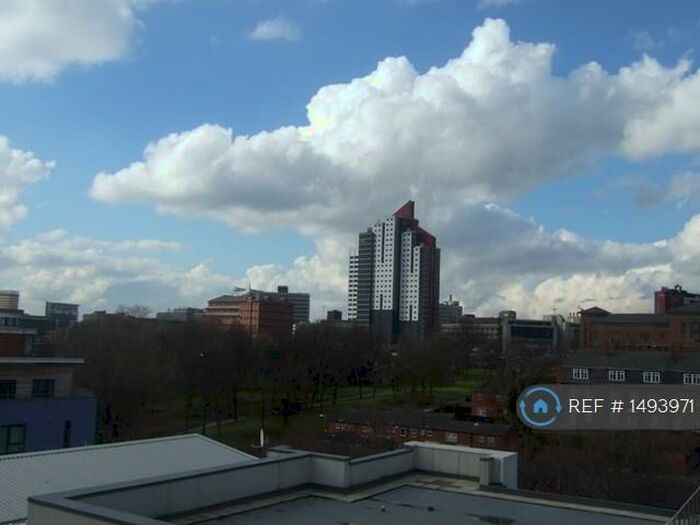 2 Bedroom Flat To Rent In Skinner Lane, Leeds, LS7