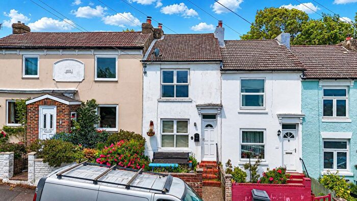 2 Bedroom Terraced House For Sale In Pilot Road, Hastings, TN34