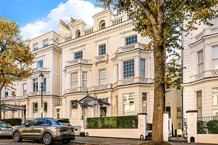 2 Bedroom Flat To Rent In Holland Park, London, W11