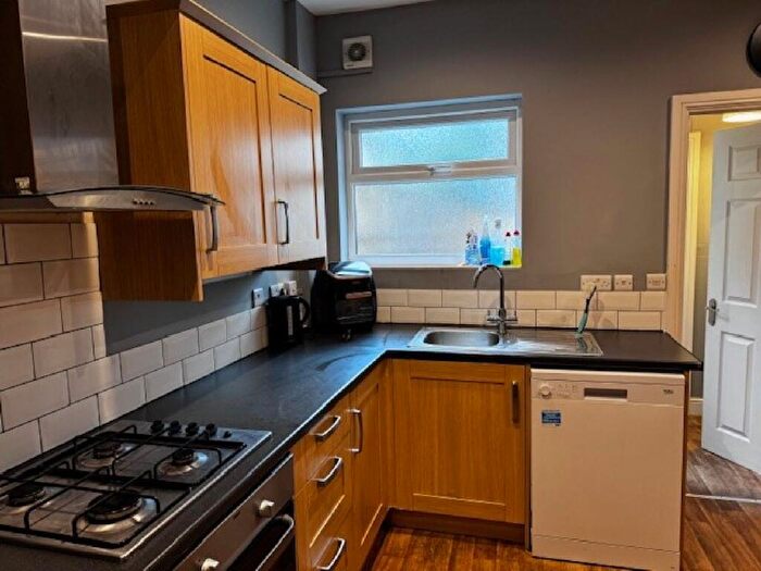 3 Bedroom House To Rent In Claude Street, Dunkirk, Nottingham, Nottinghamshire, NG7