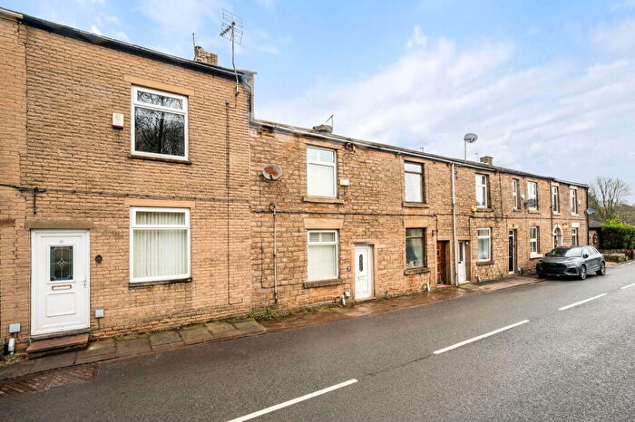 2 Bedroom Terraced House For Sale In Under Lane, Grotton, Saddleworth, OL4