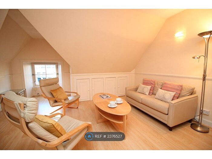 1 Bedroom Flat To Rent In West Port, Edinburgh, EH1