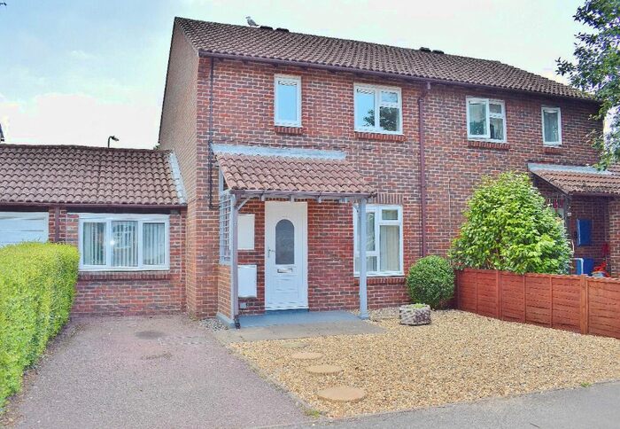 3 Bedroom Terraced House To Rent In Tunstall Road, Southampton SO19
