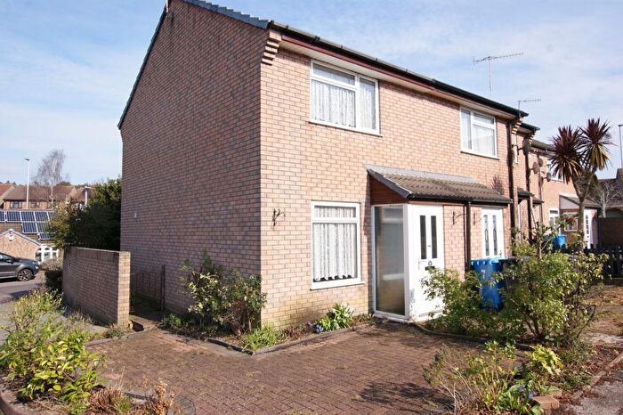 2 Bedroom Terraced House For Sale In Hooke Close, Poole, Dorset, BH17