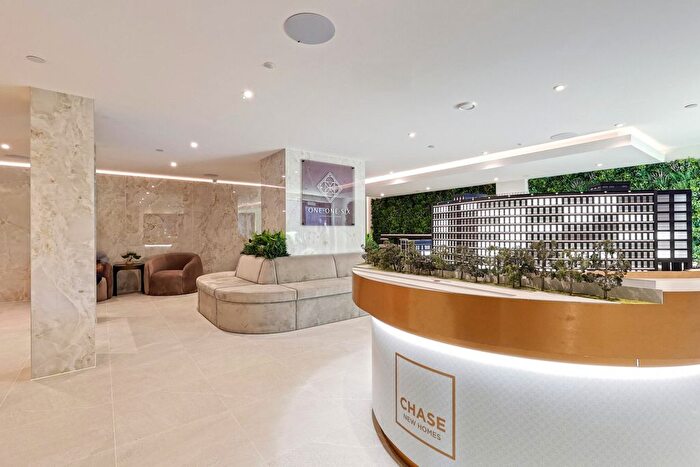 1 Bedroom Flat To Rent In Cockfosters Road, Cockfosters, EN4