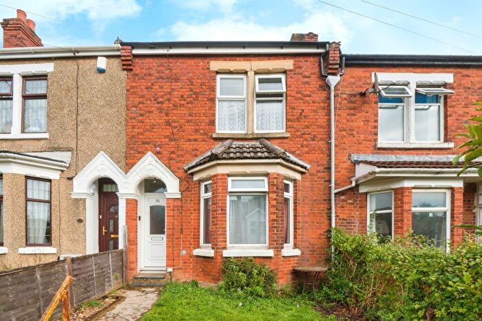 3 Bedroom Terraced House For Sale In Broadlands Road, Southampton, SO17