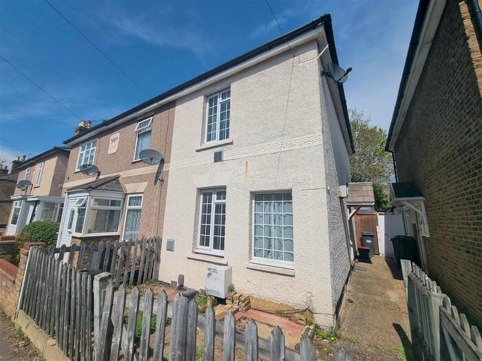 2 Bedroom Terraced House To Rent In New Road, Bedfont, Feltham, TW14