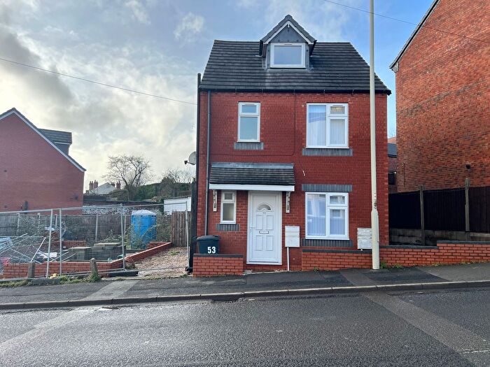 3 Bedroom Detached House To Rent In Vicar Street, Dudley, DY2