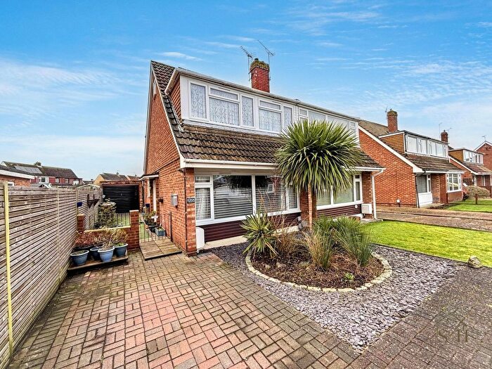 3 Bedroom Semi Detached House For Sale In Weavers Way, Ashford, TN23