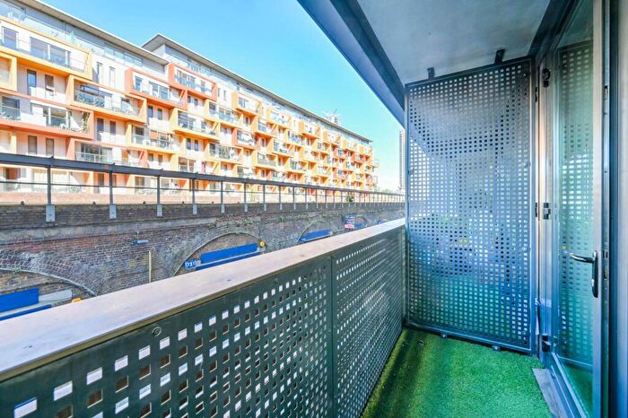 1 Bedroom Flat To Rent In Amelia Street, Elephant And Castle, London, SE17