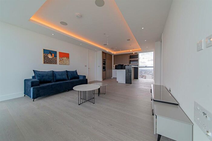 2 Bedroom Apartment To Rent In Carrara Tower, Bollinder Place, London, EC1V