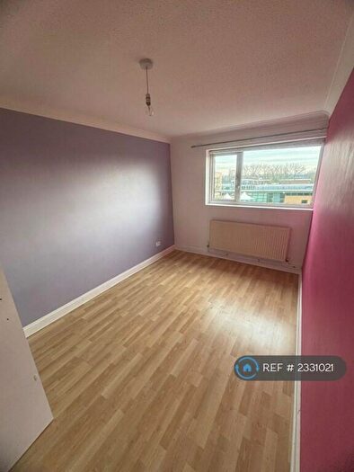 4 Bedroom Terraced House To Rent In Apollo Close, Hornchurch, RM12