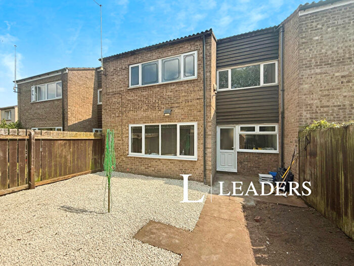 4 Bedroom End Of Terrace House To Rent In Melbury Walk, Scunthorpe, DN17