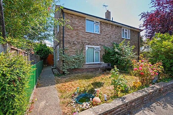2 Bedroom Semi-Detached House For Sale In Sellinge Green, Tydall, ME8