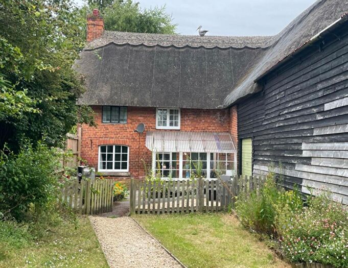 2 Bedroom Cottage To Rent In Warminster Road, Stapleford, Salisbury, SP3