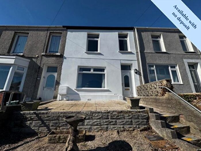 3 Bedroom Terraced House To Rent In Kinley Street, St Thomas, Swansea., SA1