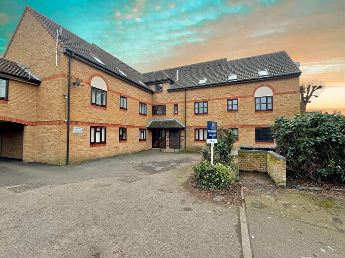 1 Bedroom Flat For Sale In Chestnut Drive, Soham, CB7