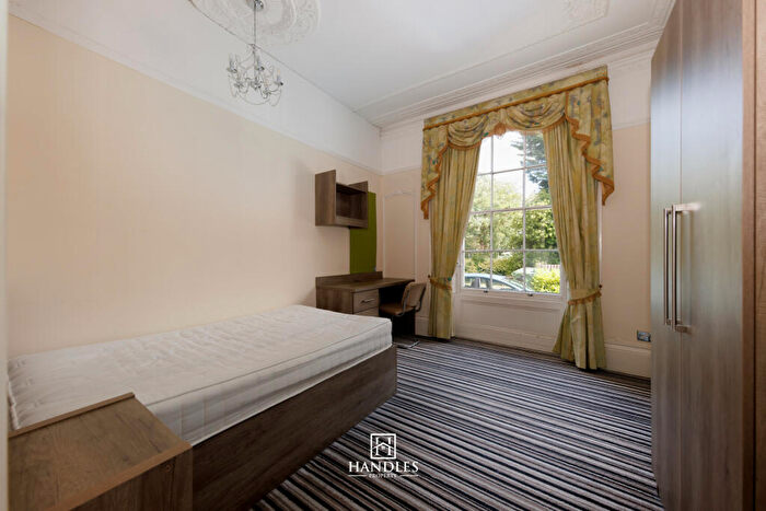 9 Bedroom Apartment To Rent In - Clarendon Square, Leamington Spa, Warwickshire, CV32