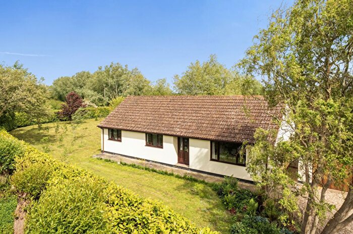 3 Bedroom Bungalow For Sale In Moorland, Bridgwater, Somerset, TA7