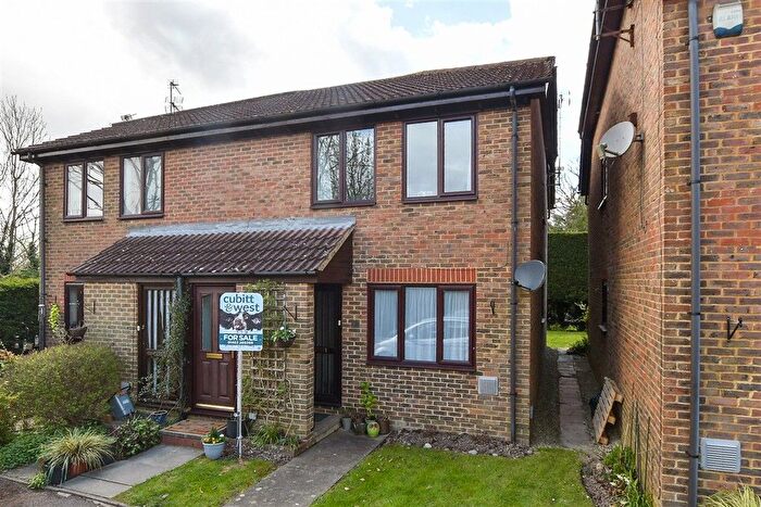 1 Bedroom Maisonette For Sale In St. John's Crescent, Broadbridge Heath, Horsham, West Sussex, RH12