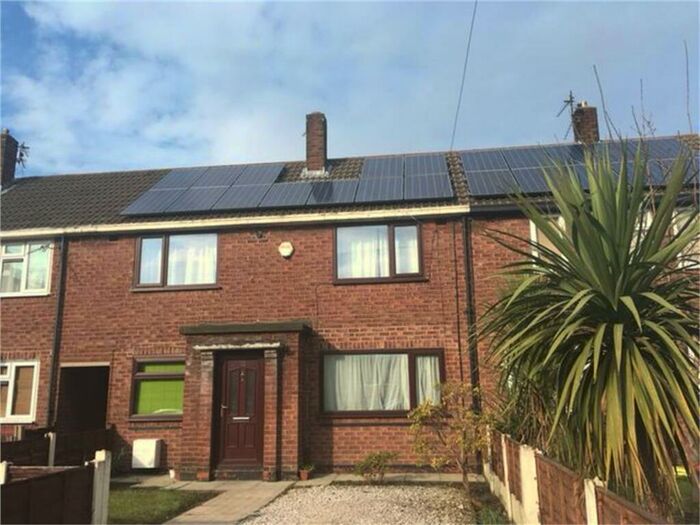 3 Bedroom Terraced House To Rent In Mere Close, Sale, M33