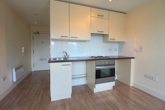 Studio To Rent In Alencon Link, Basingstoke, RG21