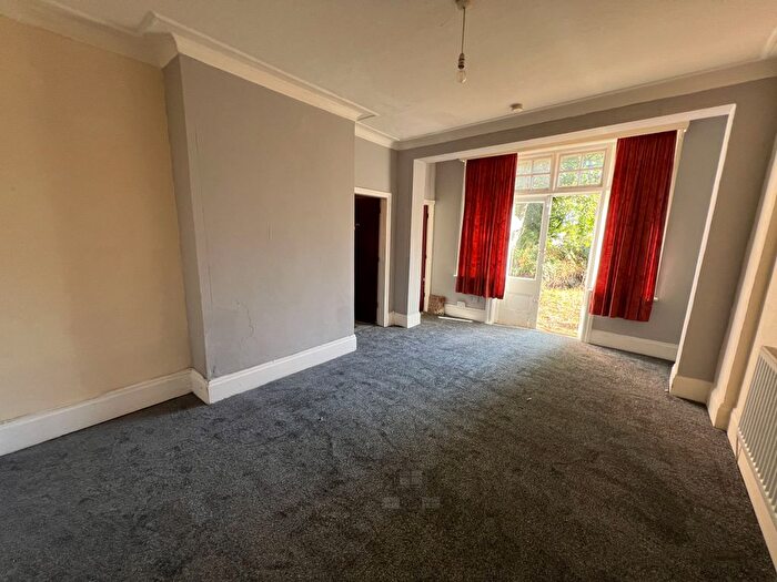 1 Bedroom Flat To Rent In Flat A, Fountain Road, Birmingham, West Midlands, B17