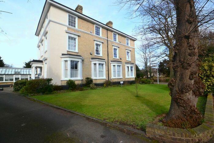 1 Bedroom Apartment To Rent In Bell Road, Sittingbourne, ME10