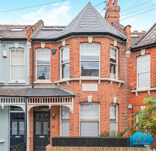 5 Bedroom Terraced House For Sale In Durham Road, East Finchley, N2